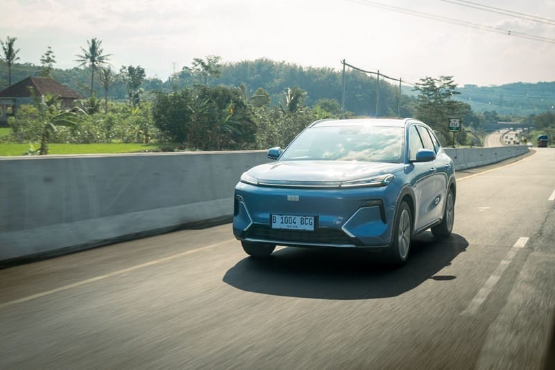 Geely Starray EM-i Tembus 1.000 Km, Bukti Efisiensi SUV Hybrid di Jalanan Indonesia
