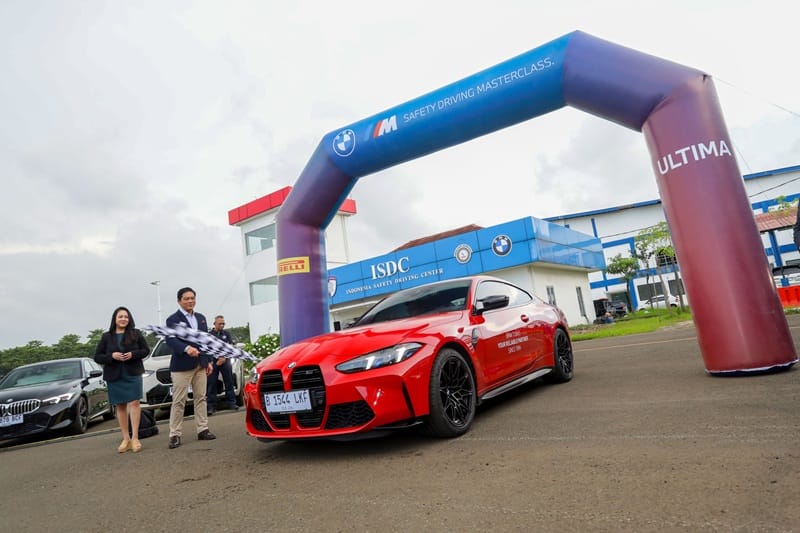 BMW Safety Driving Masterclass Jadi Pelatihan Teknik Mengemudi Aman